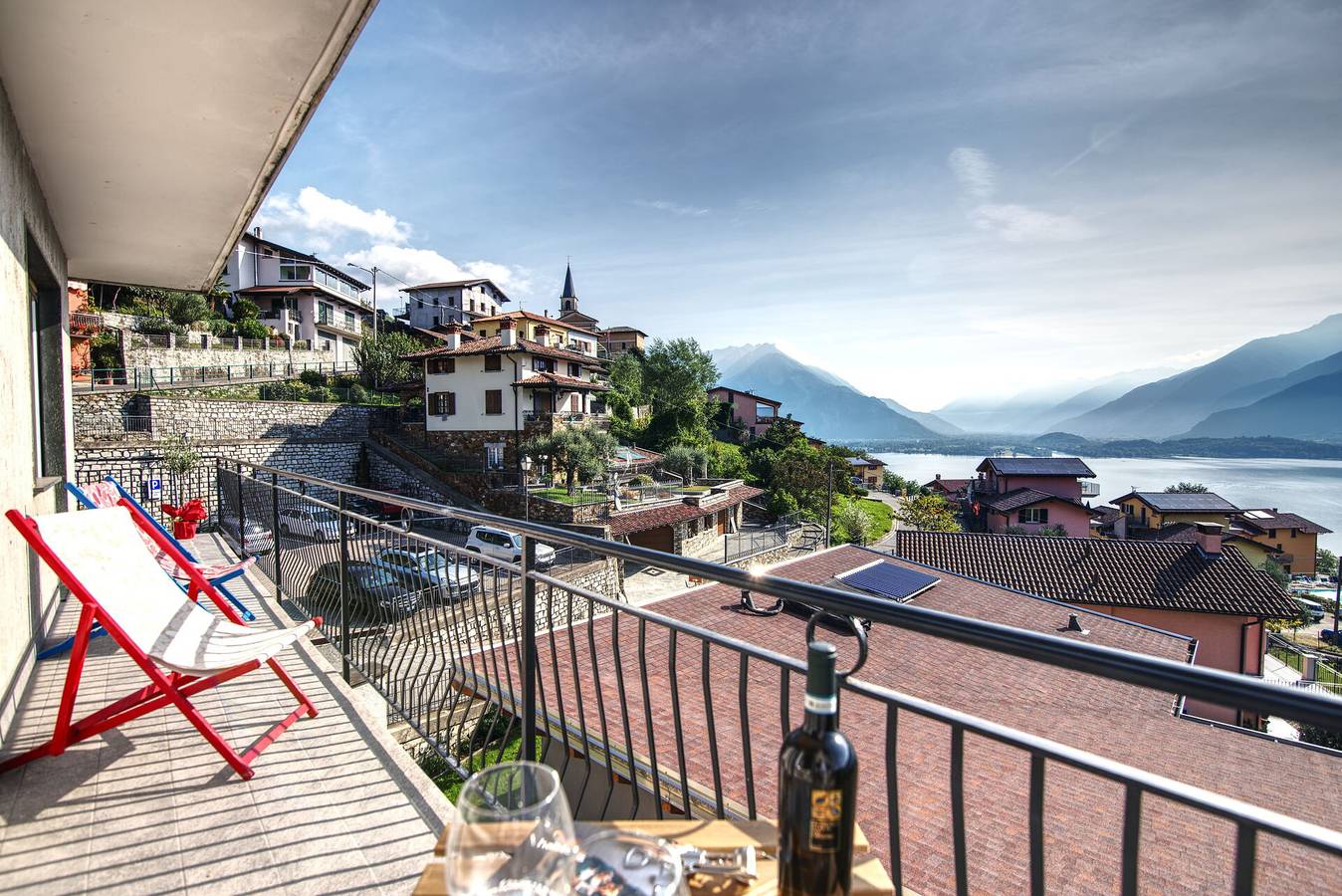 Ganze Wohnung, Ferienwohnung für 8 Personen mit Balkon in Vercana, Gemeinde Vercana