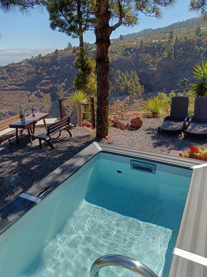 Casa de vacaciones para 4 personas, con vistas además de piscina y jardín - 1