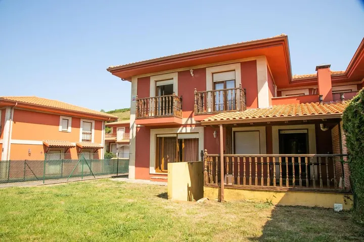 Casa de vacaciones para 12 personas, con jardín y vistas, Familias con niños - 1