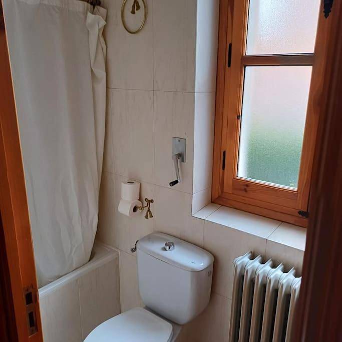 Location de vacances pour 12 personnes, avec vue et jardin, animaux acceptés à Las Navas del Marqués - 3