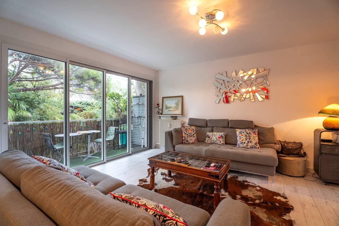 Entire apartment, Unique Apartment with Balcony, Wi-Fi, and Air Conditioning in Hyeres, Parc national Port-Cros
