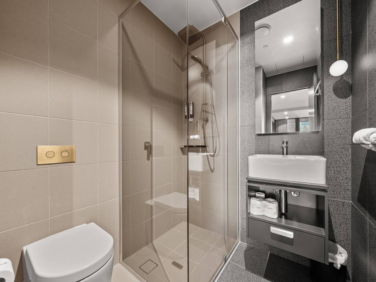 Ganze Wohnung, Praktisches Braddon Studio mit Parkplatz in North Canberra, Canberra