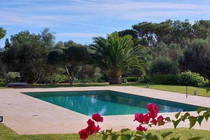 Finca für 10 Personen, mit Balkon und Terrasse sowie Garten in S'Alqueria Blanca