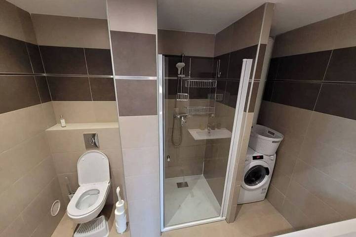 Appartement entier, Propriano : Vue sur Mer, Pieds dans l'eau in Propriano, Arrondissement de Sartène