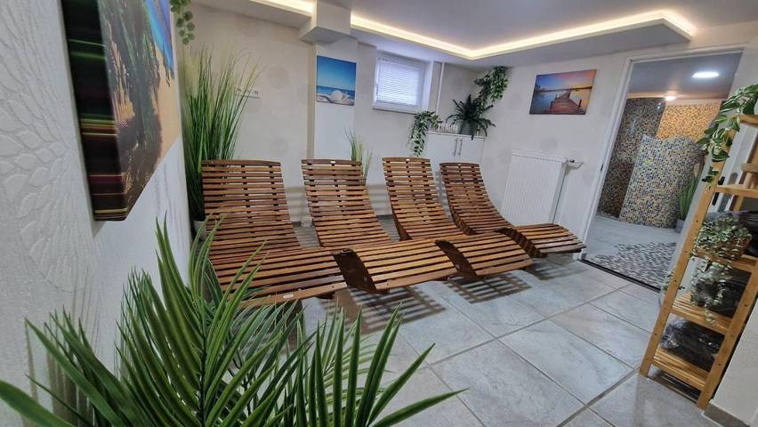 Ferienhaus für 5 Personen, mit Terrasse und Garten sowie Sauna