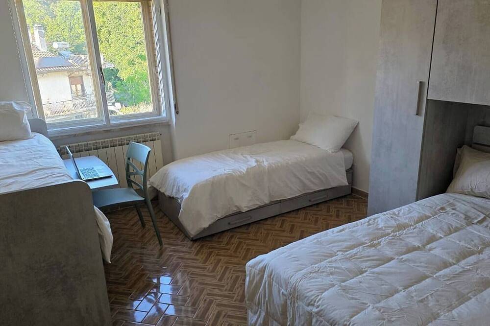 Entire apartment, Lakeview Balcony Apartment in Bolsena in Bolsena, Lake Bolsena