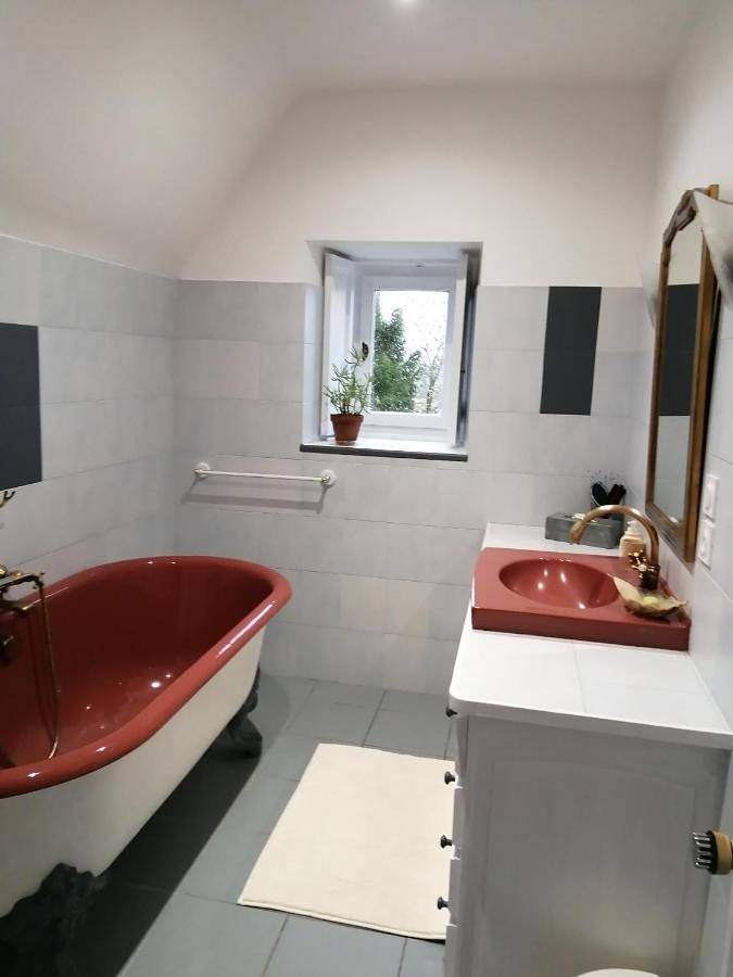 Location de vacances pour 2 personnes, avec Terrasse ainsi que Jardin et Vue à Kervignac - 4