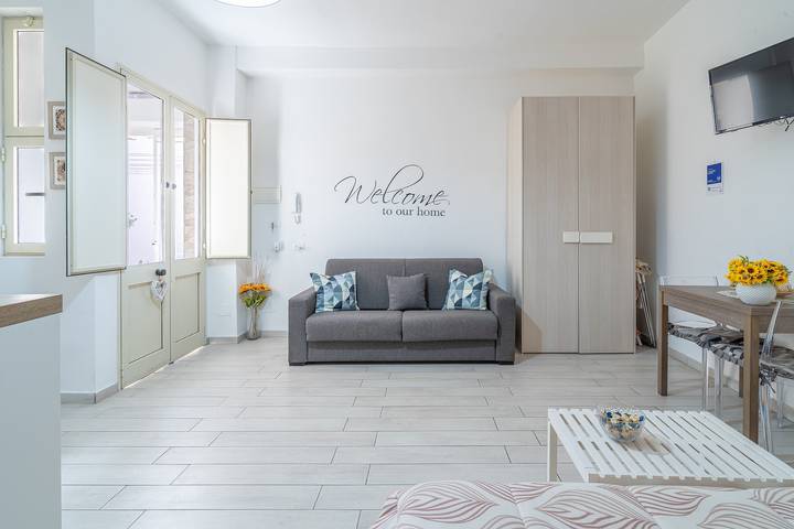 Appartamento intero, Appartamento 'Casa Chimera - I Sogni Di Ludo' con terrazza in comune, Wi-Fi e aria condizionata in Siracusa, Siracusa e dintorni
