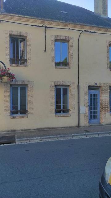 Cottage pour 4 personnes, avec terrasse à Aubigny-sur-Nère