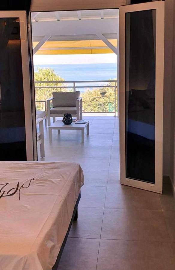 Villa pour 4 personnes, avec balcon ainsi que vue et piscine à Deshaies - 3