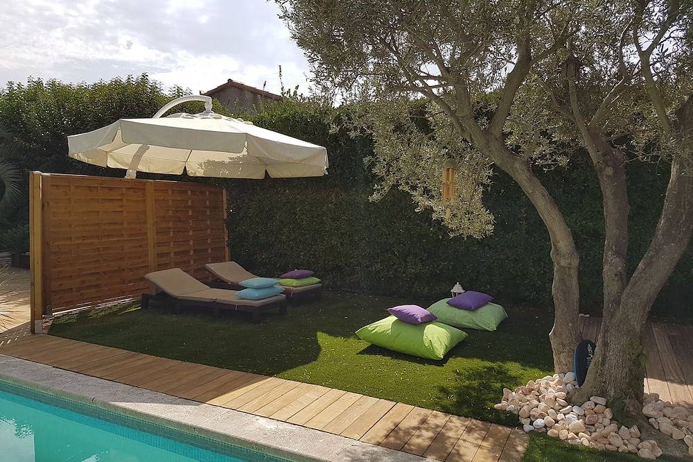 Appartement entier, Entre vert et bleu.......vacances sans voiture.... in Sausset-les-Pins, Côte méditerranéenne (France)