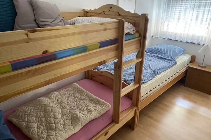 Ferienpark für 5 Personen, mit Balkon und Pool in der Schweiz - 2