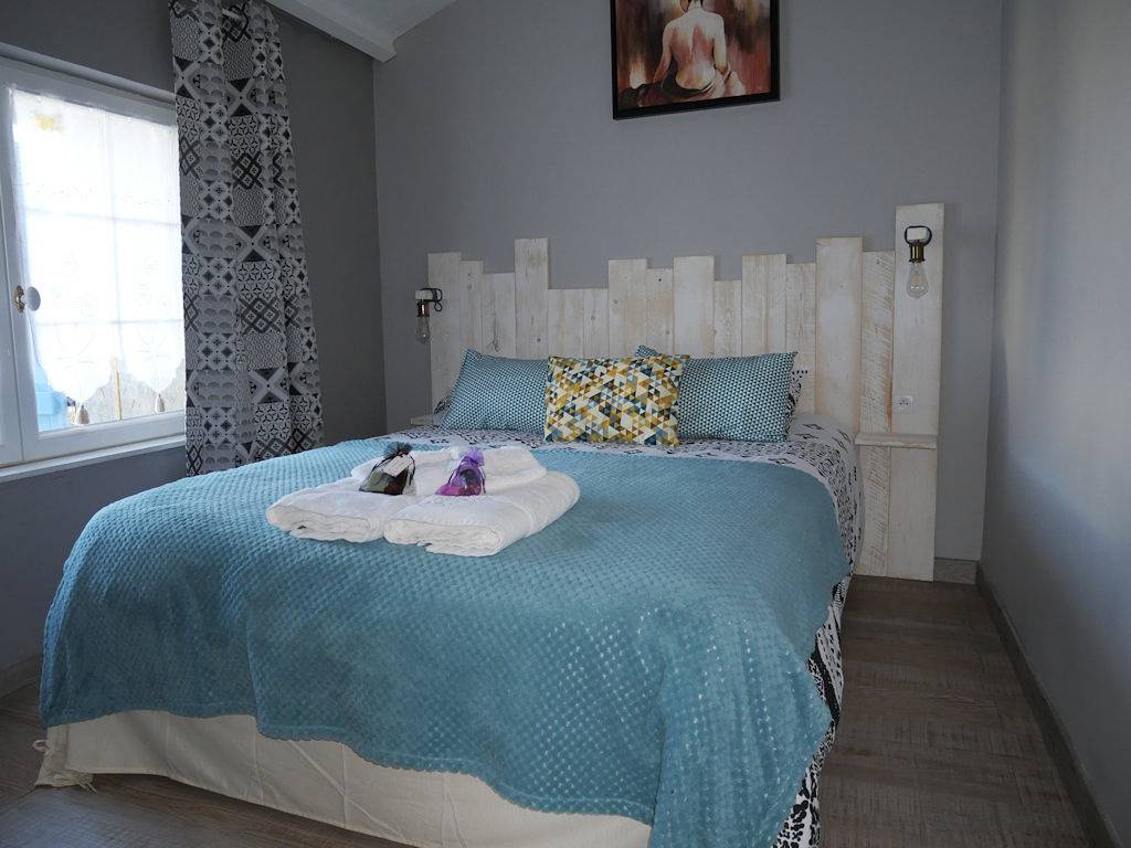 Chambres d'hôtes - Chambre 1 + Chambre 2 + Annexe in Le Bernard, Vendée