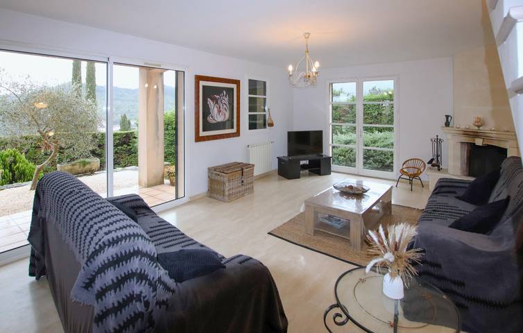 Ferienhaus für 8 Personen, mit Terrasse und Garten sowie Pool in Les Vans - 4