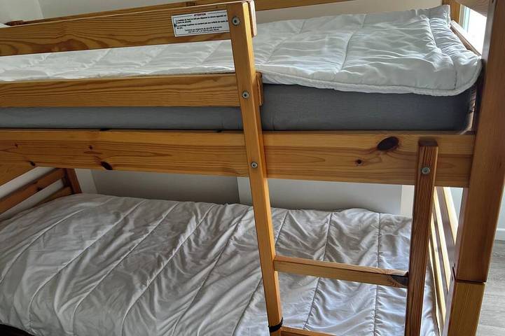 Location de vacances pour 13 personnes, avec terrasse à La Réorthe - 4