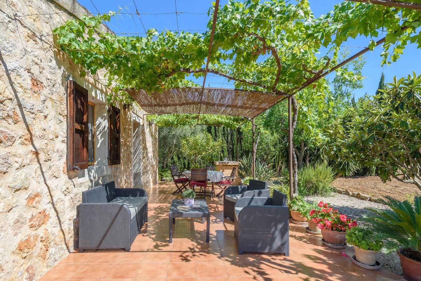 Hübsche Finca mit Pool, Klimaanlage und Garten; Parkplätze vorhanden in Pollença, Mallorca Norden