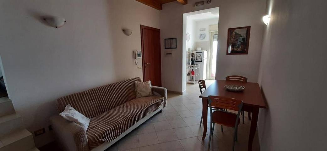 Gîte pour 3 personnes, avec terrasse et vue, animaux acceptés à Scaletta Zanclea - 3