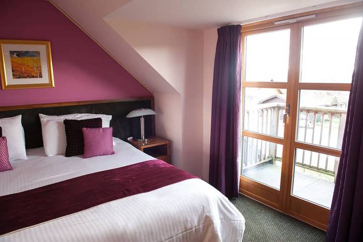 Mellerstain Lodge (Nr. 2) Haustiere erlaubt - Schlafmöglichkeiten für 6 Gäste in 2 Schlafzimmern in Loch Lomond, Stirling und Umgebung