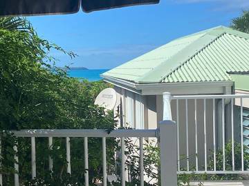 Gîte pour 4 personnes, avec jardin et vue dans Friars Bay Saint Martin