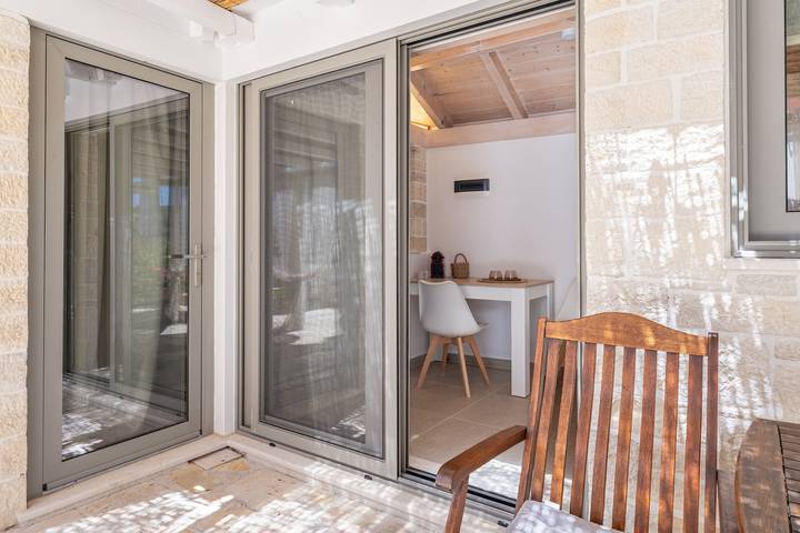 Ganzes Studio, Studio-Apartment 'Maestro' mit Bergblick, Wlan und Klimaanlage in Paxos