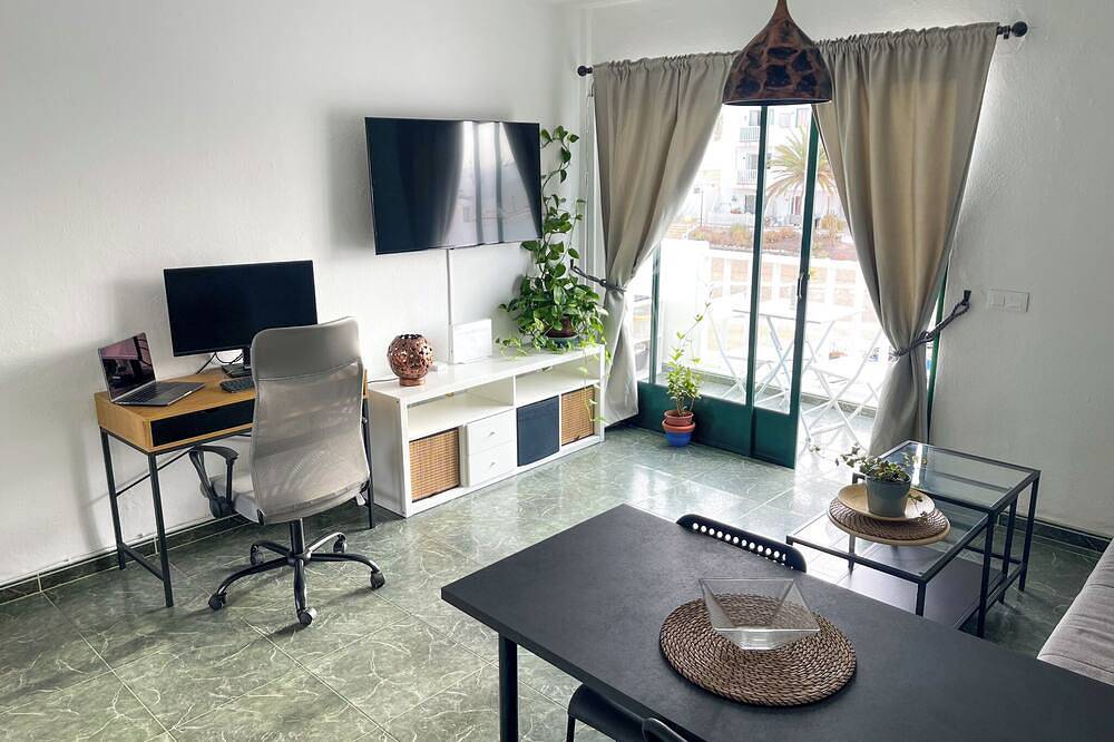 Ganze Wohnung, Mamarosa Fuerteventura: Family Base 5 min from the Airport + Telework Space in Costa de Antigua, Antigua