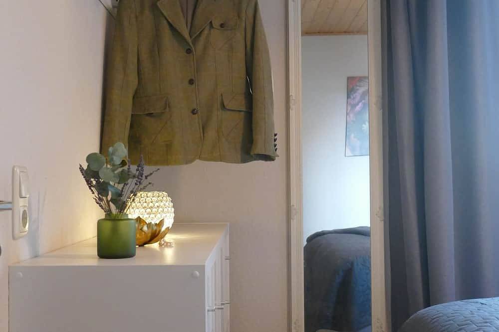 Ganze Wohnung, Ferienwohnung Hüppelröttchen, gönne dir eine Auszeit. Hundefreundlich! in Eitorf, Windecker-Ländchen