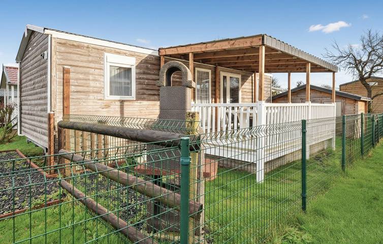 Mobil home pour 8 personnes, avec jardin et terrasse, animaux acceptés à Grandcamp-Maisy