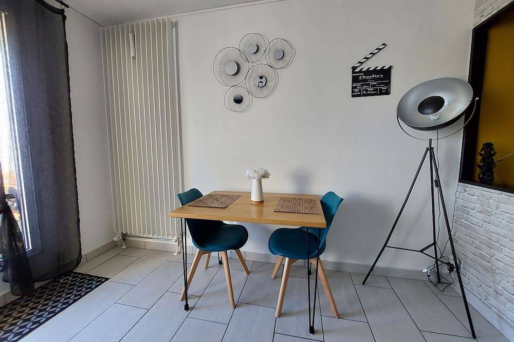 Appartement entier, Studio sur les rives d'Allier in Moulins, Allier