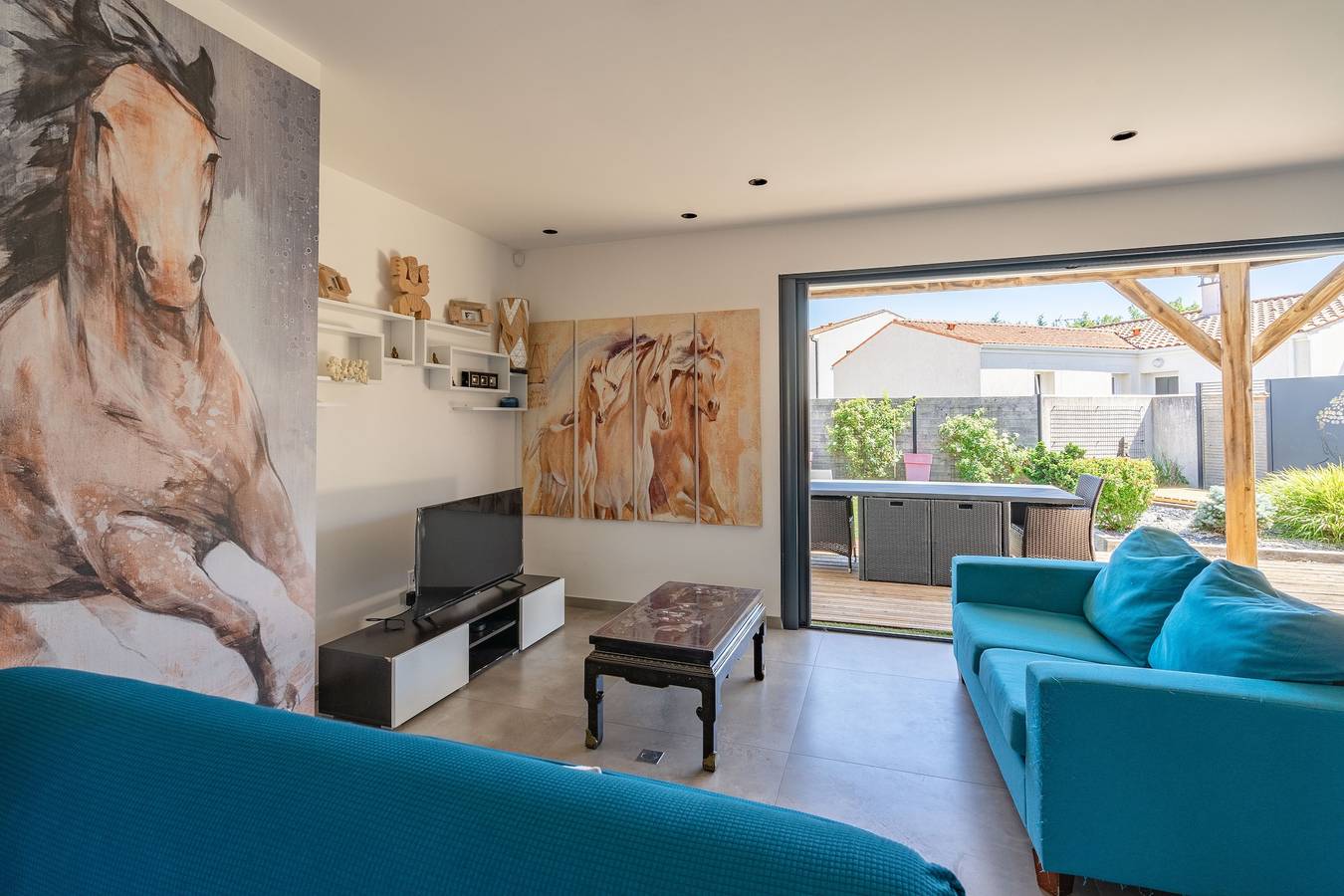 Villa Ganesh en Royan con terraza privada, jardín privado y Wi-Fi in Royan, Côte de Beauté