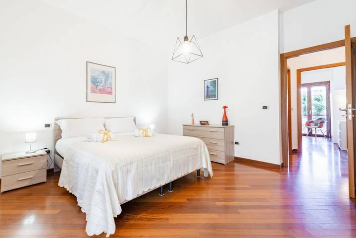 Ganze Wohnung, Ferienwohnung für 6 Personen mit Balkon/Terrasse in Bari, Bari Provinz