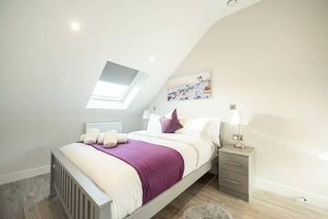 Apartment for 4 People in Reading, North Wessex Downs, Photo 1