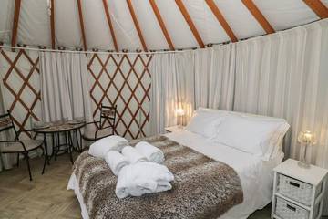 Glamping for 2 People in Beckford, The Cotswolds, Photo 2