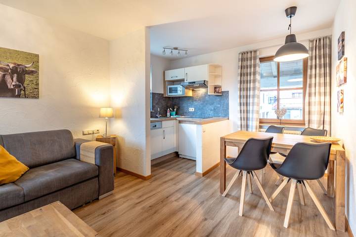 Ferienwohnung für 4 Personen, mit Balkon und Sauna sowie Ausblick in Bad Hindelang