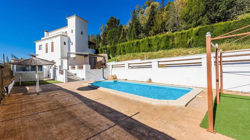 Chalet para 18 personas, con balcón/terraza y piscina, Se admiten mascotas en Serranía de Ronda - 2
