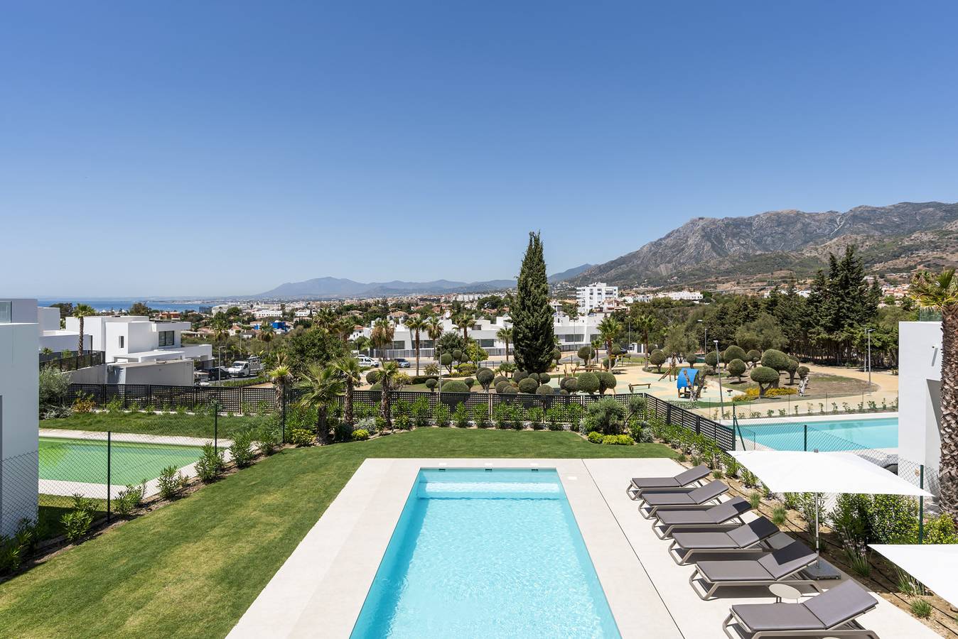 Villa Solana in Las Chapas, Marbella