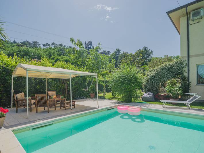 Ferienhaus für 13 Personen, mit Balkon und Garten in Camaiore - 2