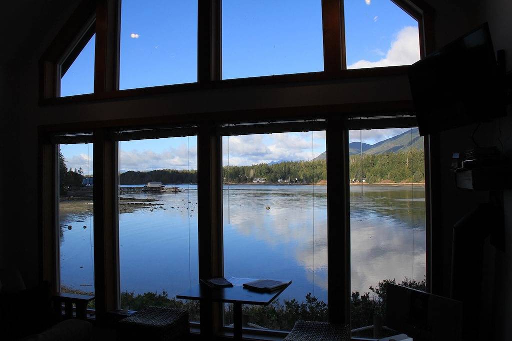 Private Kabine und Whirlpool am Meer! Schläft 4 in Ucluelet, Alberni-Clayoquot Regional District