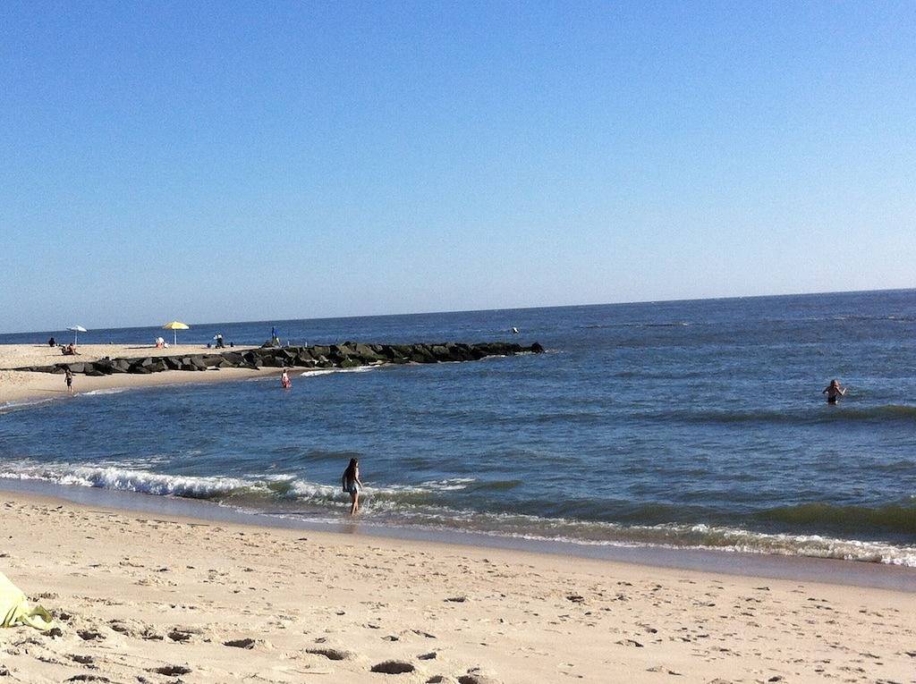 Cabin for 6 Guests in Cape May Point, Jersey Shore
