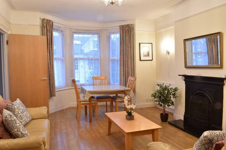 Apartment for 3 people in Richmond upon Thames