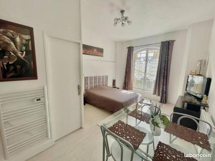 Gîte pour 2 personnes, animaux acceptés dans Thermes Henry Chatel Guyon