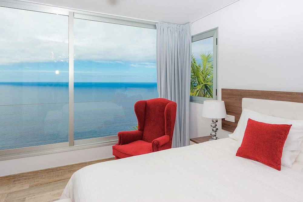 Nouvelle Villa De Luxe Avec Piscine Climatisée Au-Dessus De La Falaise, Coucher De Soleil Incroyable in Lomo Román, Santa Úrsula