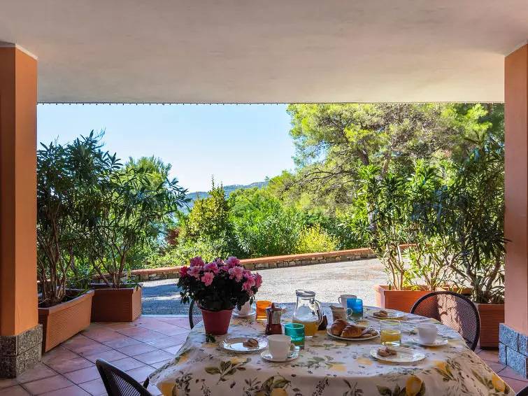 Entire apartment, 2 Rooms 4 People in Andora, Riviera di Ponente