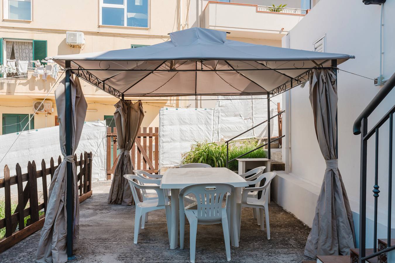 Entire apartment, Apartment 'Sea Nest - Giardino E Spiaggia' with Terrace, Wi-Fi and Air Conditioning in Balestrate, Palermo Province