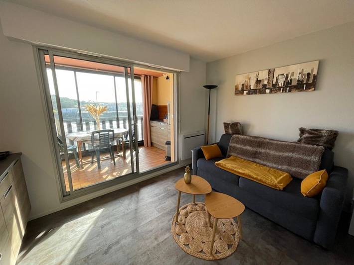 Gîte pour 4 personnes, avec Balcon et Piscine dans Plage Notre-Dame