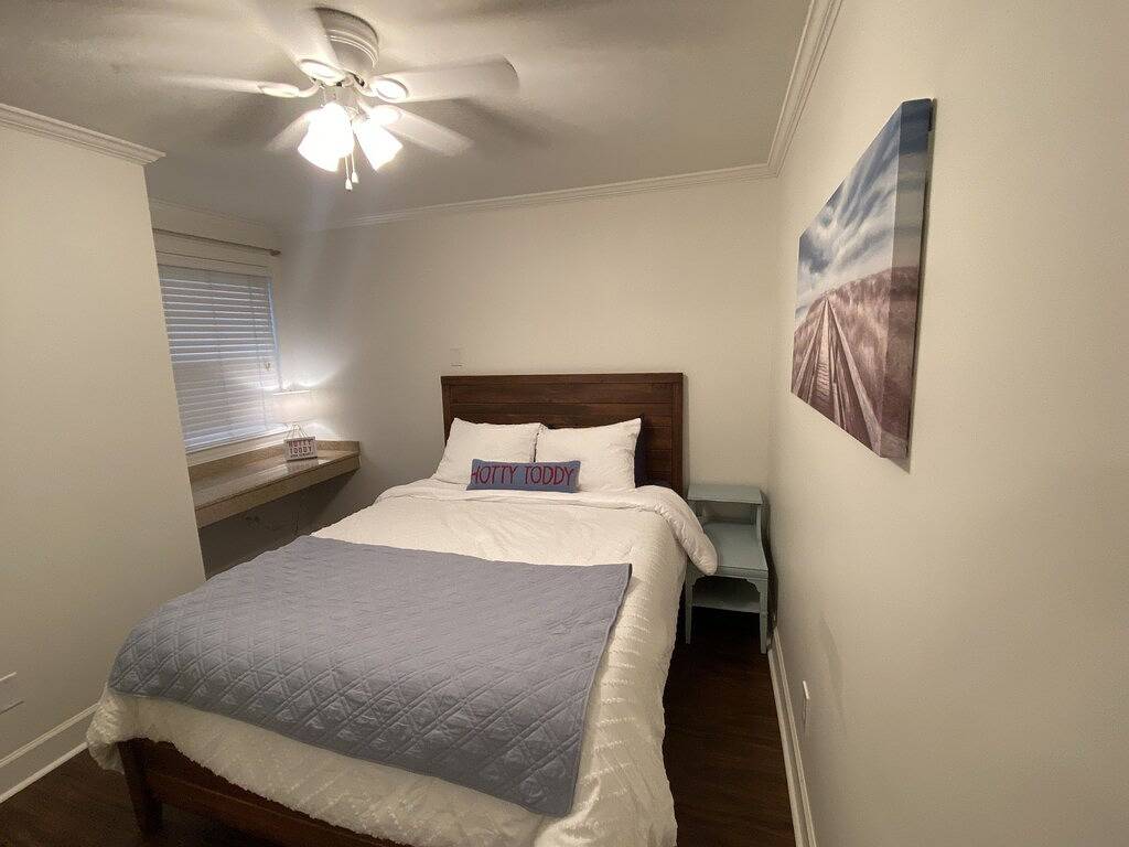 The Grove Getaway - Walking Distance to Ole Miss; Minutes from The Oxford Square in Oxford (MS), Lafayette County