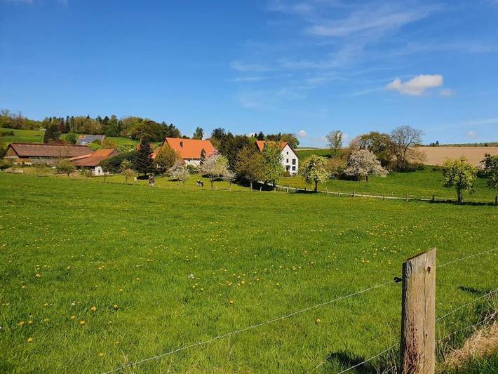 Ferienwohnung für 5 Personen, mit Terrasse und Garten sowie Ausblick in Blomberg