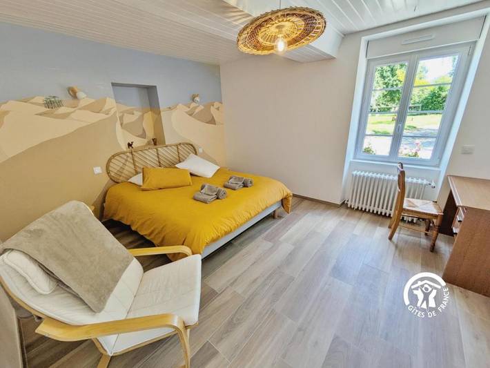 Location de vacances pour 8 personnes, avec jardin et vue sur le lac à Ambrières-les-Vallées - 3