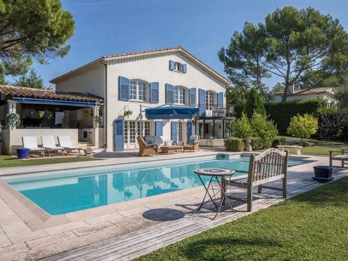 Location de vacances pour 8 personnes, avec jardin et terrasse à Mougins - 4