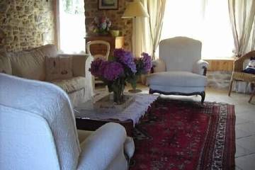 Location de vacances pour 6 personnes, avec balcon et jardin à Saint-Germain-des-Vaux