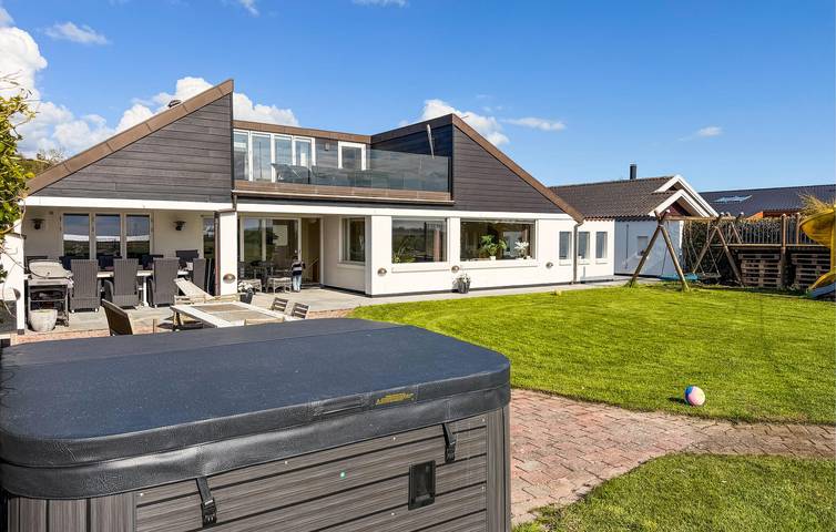 Ferienhaus für 8 Personen, mit Terrasse und Garten sowie Whirlpool in Næsby Strand Seeland - 2